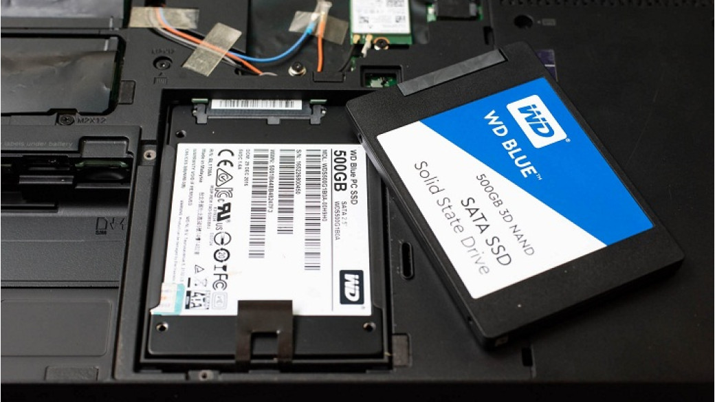 SSD gắn vào Laptop không khởi động được