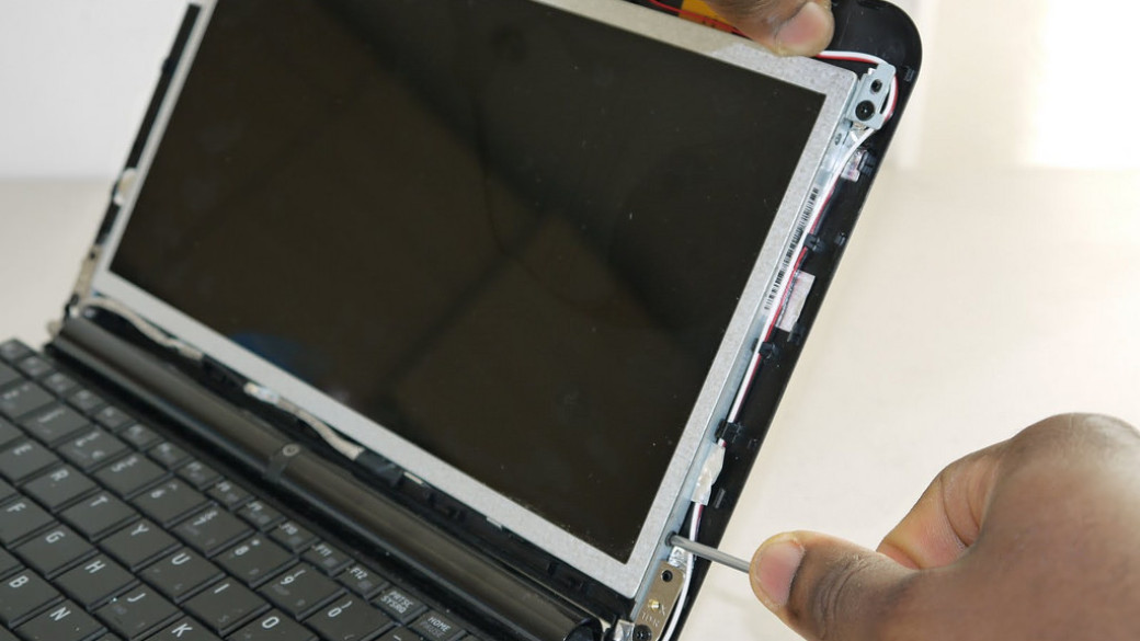 Thay màn hình laptop Dell Latitude chính hãng, lấy ngay Hải Phòng