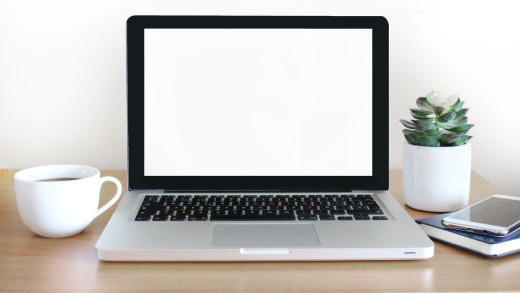 Khắc phục lỗi Laptop màn hình trắng